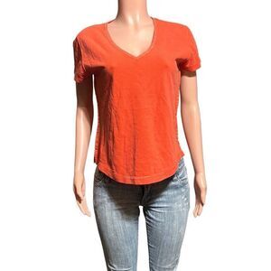 Women v neck short sleeve orange with detail stitching tee M